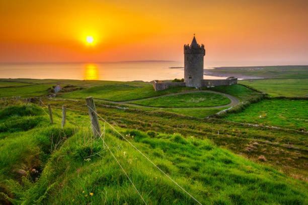 Hotel Coastal View House Doolin Exteriér fotografie