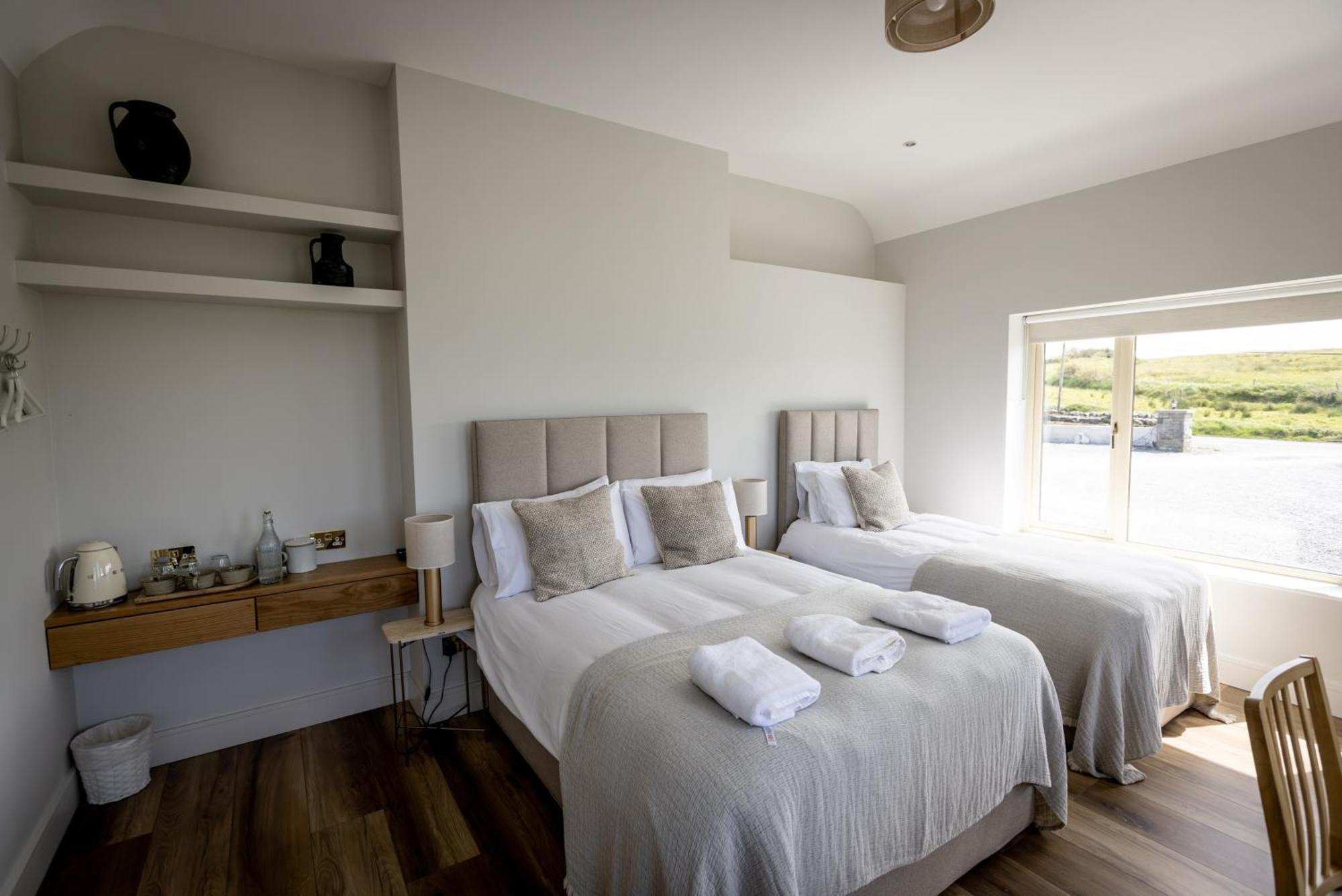 Hotel Coastal View House Doolin Exteriér fotografie